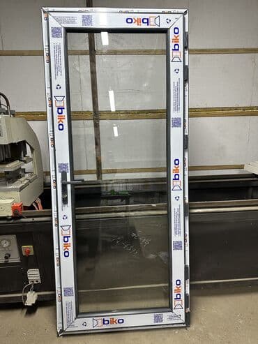 купить вазу из цветного стекла: Пластиковые Двери на заказ от 60 $ - кв метр глухие со стеклом — 3