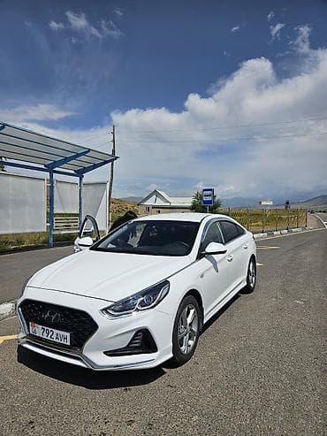 Hyundai Sonata: 2021 г., 2 л, Автомат, Газ, Седан