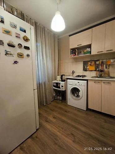 на вариант: 1 комната, Риэлтор, Без подселения, С мебелью частично — 3