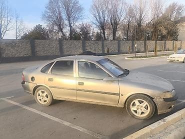 Opel: Opel Vectra: 1997 г., 1.6 л, Механика, Бензин, Седан — 1