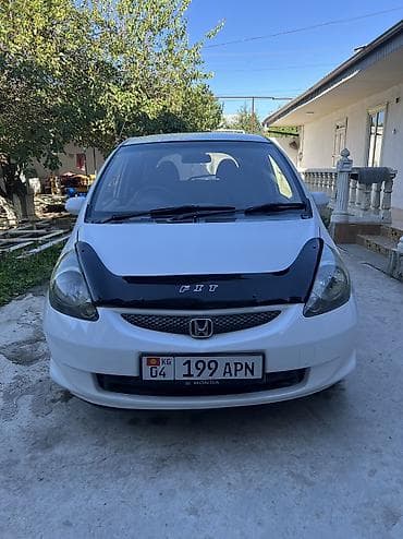 Продажа авто: Honda Fit: 2002 г., 1.3 л, Автомат, Бензин, Хэтчбэк — 2