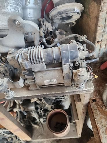 ГБО: Комплект пневмобаллонов Hyundai 2012 г., Б/у, Оригинал — 1