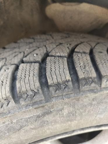 доводчик стекол: Колеса в сборе 195 / 65 / R 15, Зимняя шипованная, Б/у, Комплект, Легковые, Литые, отверстий - 5 — 2