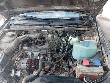 авто под: Volkswagen Passat Variant: 1990 г., 1.8 л, Механика, Бензин, Универсал — 9