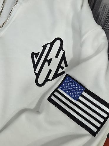 рабочие одежды: Белый zip Jeffry Epstein с длинными рукавами, выполненный в стиле — 3