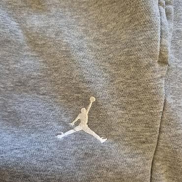 треко: Мужские брюки, M, Jordan, Новый, цвет - Серый, Самовывоз, Платная доставка — 1