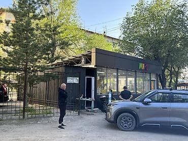 адрес офис: 80 кв метр, сдается в аренду коммерческое помещение, (65кв - большой — 3