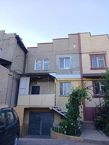 Дома: Срочно !!! Продается двухэтажный дом с цоколем и собственным двориком — 1