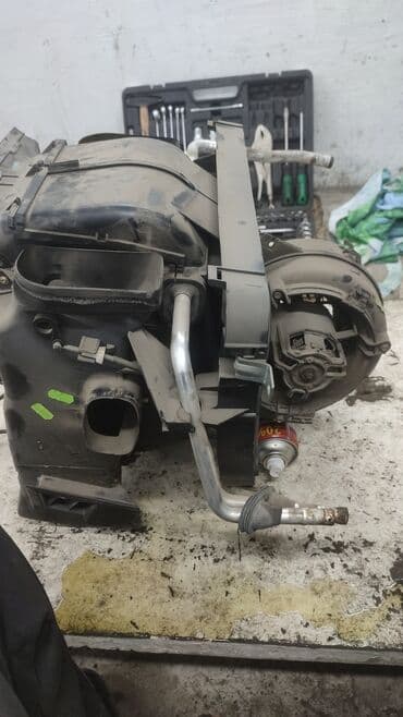 печка ауди а4: Замена авто печек Мерседес 124.202.201 — 3