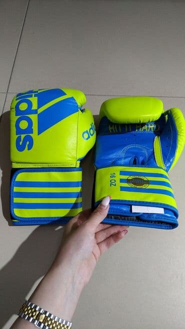 футбольные мячи купить в бишкеке: Боксерские перчатки кожаные большие размеры 20 унций Производство — 4