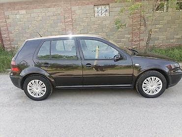 Унаа сатуу: Volkswagen Golf: 2001 г., 1.6 л, Кол менен иштөөчү, Бензин, Хетчбек — 6