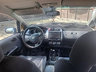 mersedesbenz sprinter: Honda Fit: 2004 г., 1.3 л, Ручные, Хэтчбэк — 4