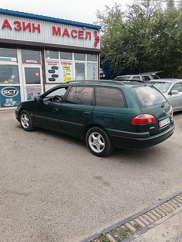 Продажа авто: Toyota Avensis: 2001 г., 1.6 л, Механика, Бензин, Универсал — 4