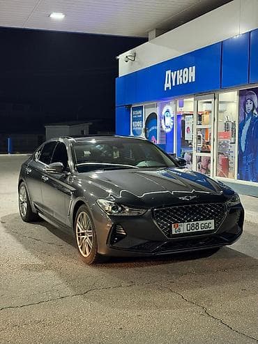 Hyundai Genesis: 2019 г., Седан