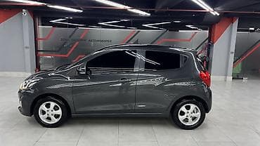 Продажа авто: Chevrolet Spark: 2019 г., 1 л, Вариатор, Бензин, Хэтчбэк — 4