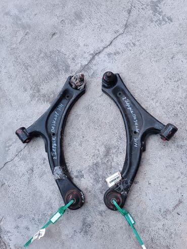 suzuki ignis: Комплект рычагов Suzuki Б/у, Оригинал, Япония — 1