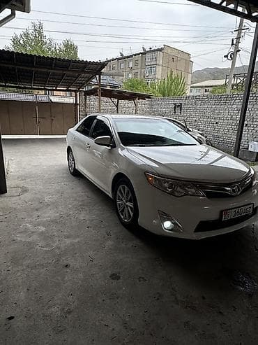 аудио касета: Toyota Camry: 2012 г., 2.5 л, Автомат, Бензин, Седан — 4
