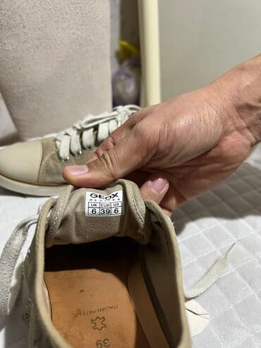 ecco 42: Кроссовки, 39, Geox, Б/у, цвет - Бежевый, Самовывоз, Платная доставка — 4