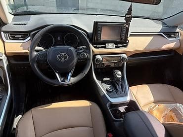 raf: Toyota RAV4: 2021 г., Автомат, Гибрид, Кроссовер — 5