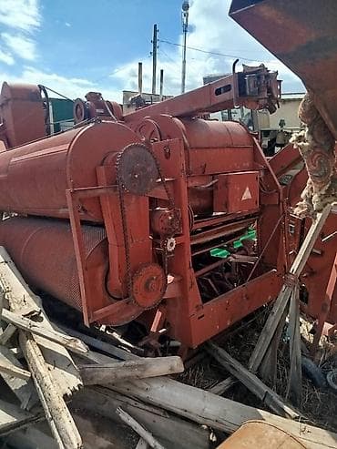 эксковатор токмок: Зерноочиститель зернометатель См-4 Отвал-рыхлитель (V-образный) для — 7
