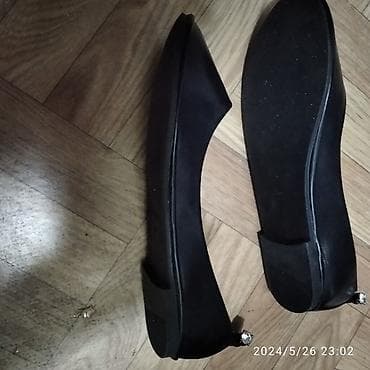 Продам туфли - балетки, чёрные, размер 39 на узкую ногу at lalafo.kg Продам туфли - балетки, чёрные, размер 39 на узкую ногу