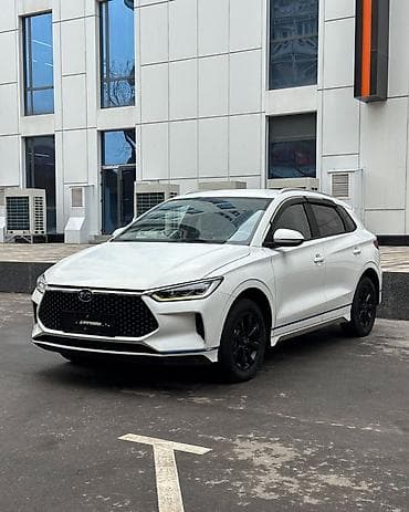 BYD: BYD E2: 2022 г., Автомат, Электромобиль, Кроссовер — 2