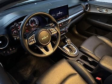 кант 1 май: Kia K3: 2021 г., 1.6 л, Вариатор, Бензин, Седан — 8