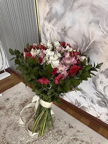 доллар цветы: Букет из альстромерий - Пышная композиция из альстромерий трех — 1