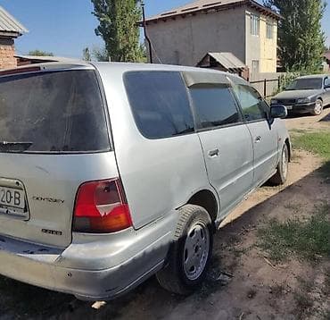 вложений: Honda Odyssey: 1994 г., 2.3 л, Автомат, Бензин, Минивэн — 3