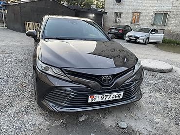 Toyota Camry: 2018 г., 2.5 л, Автомат, Бензин, Седан