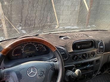 диван на спринтер: Mercedes-Benz Спринтер: 2002 г., Дизель, Фургон — 5