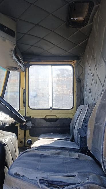 mersedes: Mercedes-Benz : 1986 г., 2.3 л, Дизель — 5