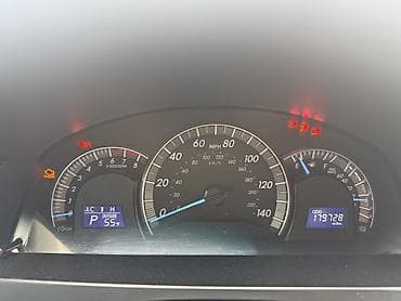 mini kuper: Toyota Camry: 2014 г., Автомат, Седан — 6