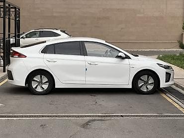 cruser: Hyundai Ioniq: 2020 г., 1.6 л, Автомат, Гибрид, Лифтбек — 5