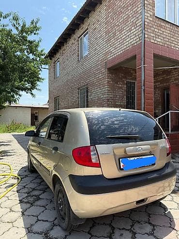 mini jack: Hyundai Getz: 2008 г., 1.4 л, Механика, Бензин, Хэтчбэк — 4