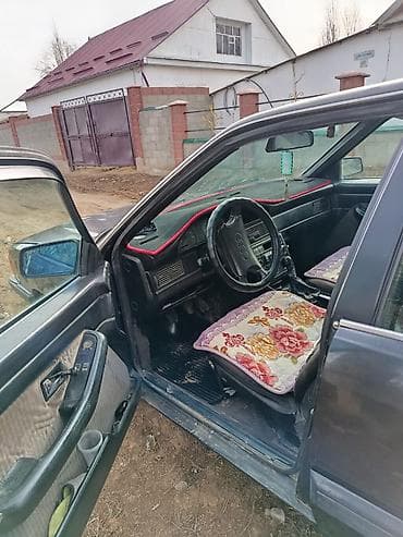 Audi 100: 1990 г., 2.3 л, Механика, Бензин, Седан