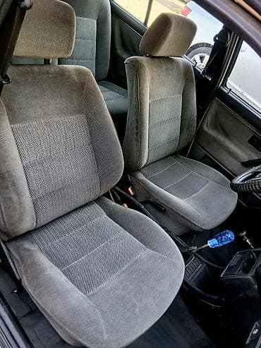 e50 amg: Volkswagen Golf: 1988 г., 1.8 л, Механика, Бензин, Хэтчбэк — 8
