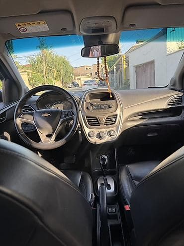 спаре: Chevrolet Spark: 2017 г., 1 л, Вариатор, Бензин, Хэтчбэк — 7