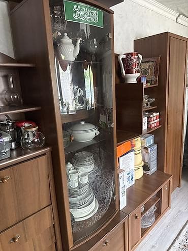 охотничий сейф: Стенка-шкаф, Тип стенки-шкафа: Модульная, Для зала, Особенности: С отделением под телевизор — 4