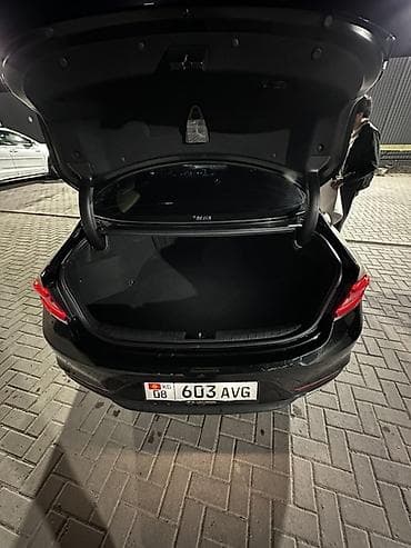 lexsus is: Hyundai Grandeur: 2018 г., 2.4 л, Автомат, Бензин, Седан — 10