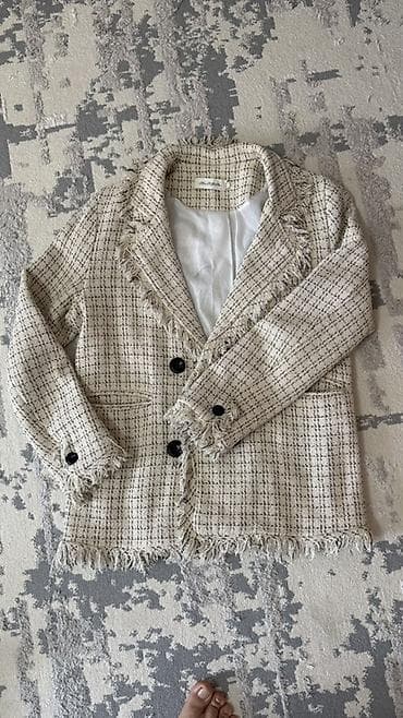 каска жилет: Твидовый жакет в классическом стиле - Материал: плотный твид с — 1