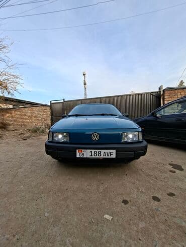 срочно продаю в связи с переездом: Volkswagen Passat: 1991 г., 1.8 л, Механика, Бензиновая, Седан — 7