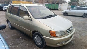 срочно продаю в связи с переездом: Toyota Ipsum: 2001 г., 2 л, Автомат, Бензин, Минивэн — 1