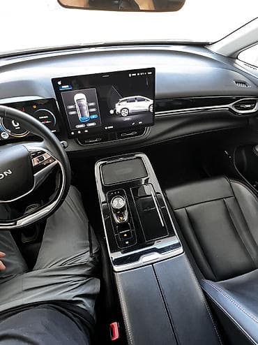 tesla model x: GAC AION V PLUS 🔋500km — 6