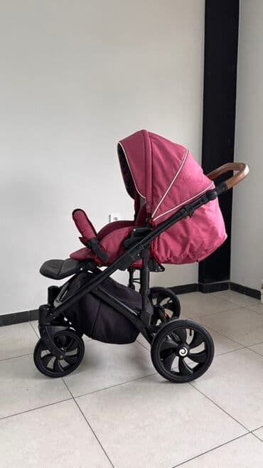 продаю коляску трость: Коляска, цвет - Фиолетовый, Б/у — 3