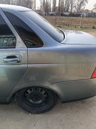 авто аккумуляторы бишкек: ВАЗ (ЛАДА) Priora: 2011 г., 1.6 л, Кол менен иштөөчү, Бензин, Седан — 4