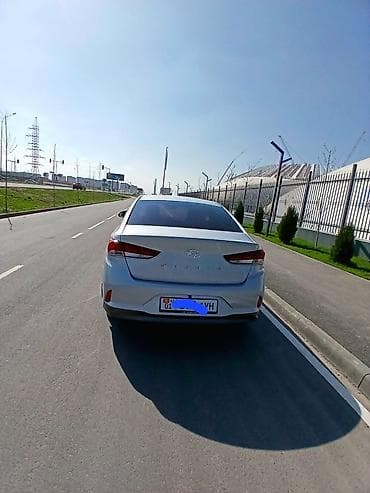 tesla 3: Hyundai Sonata: 2019 г., 2 л, Автомат, Газ, Седан — 3
