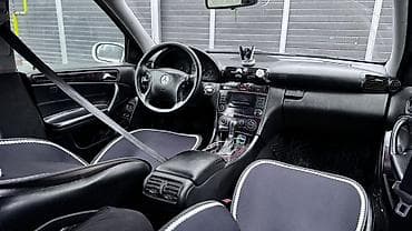 капот на мерседес: Mercedes-Benz C-Class: 2005 г., 1.8 л, Автомат, Бензин, Седан — 8