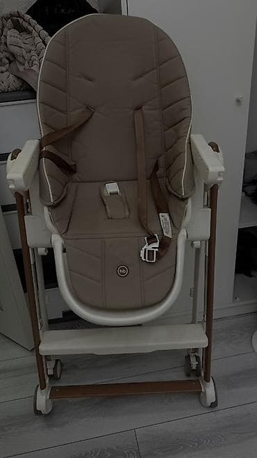 стульчики для кормления малышей: Стульчик для кормления Happy Baby (hb), цвет бежевый. Особенности: - — 1