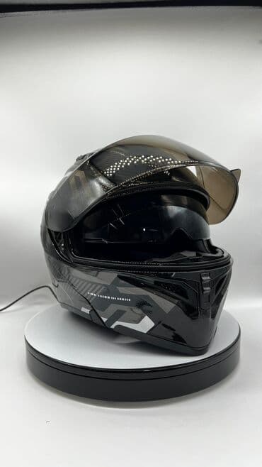 продаю в связи с переездом: Шлем-модуляр для городское езды
Цвет черный с матовым покрытием — 3